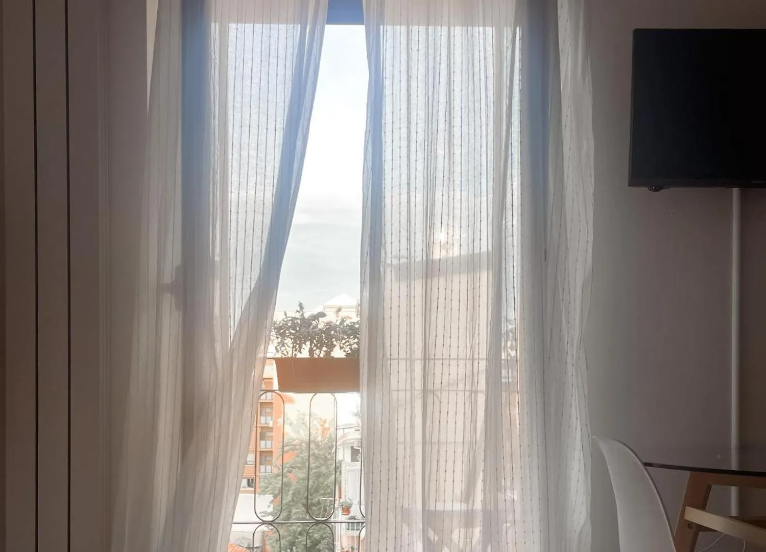 Xenia Apartments - Fashion Week Studio Near Navigli Milan